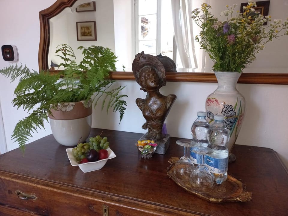 Decorative detail