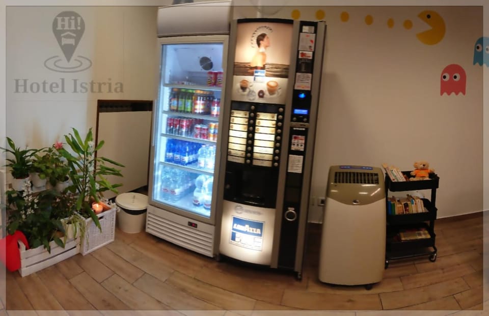 Coffee/tea facilities, Drinks