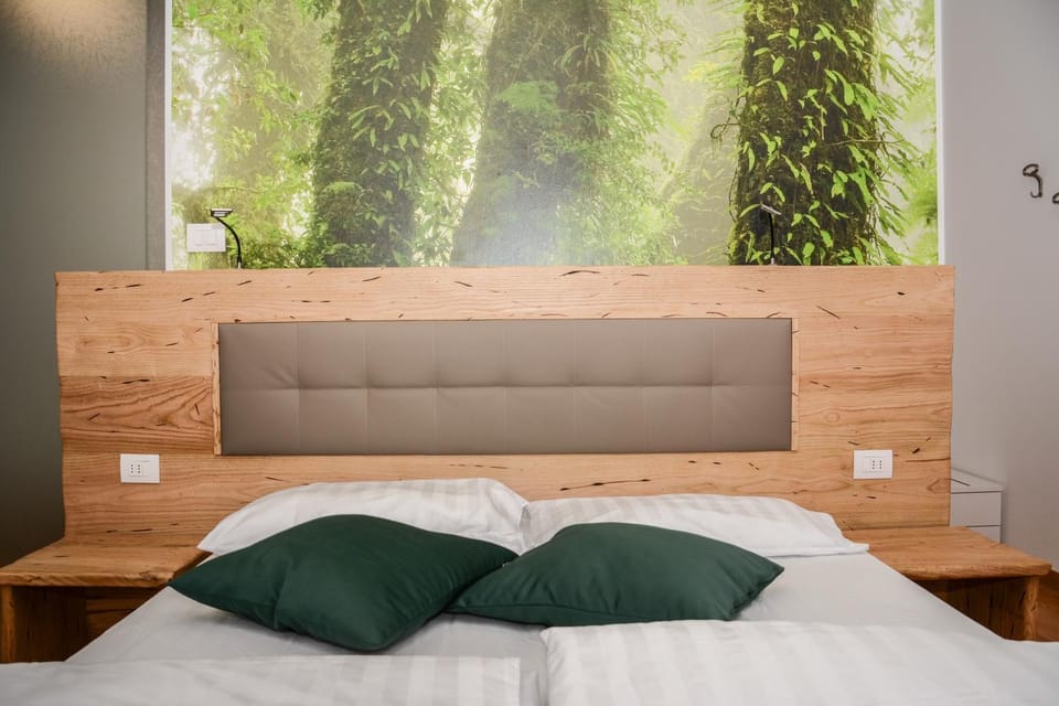 Other, Decorative detail