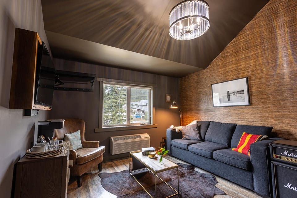 Living room, Bedroom