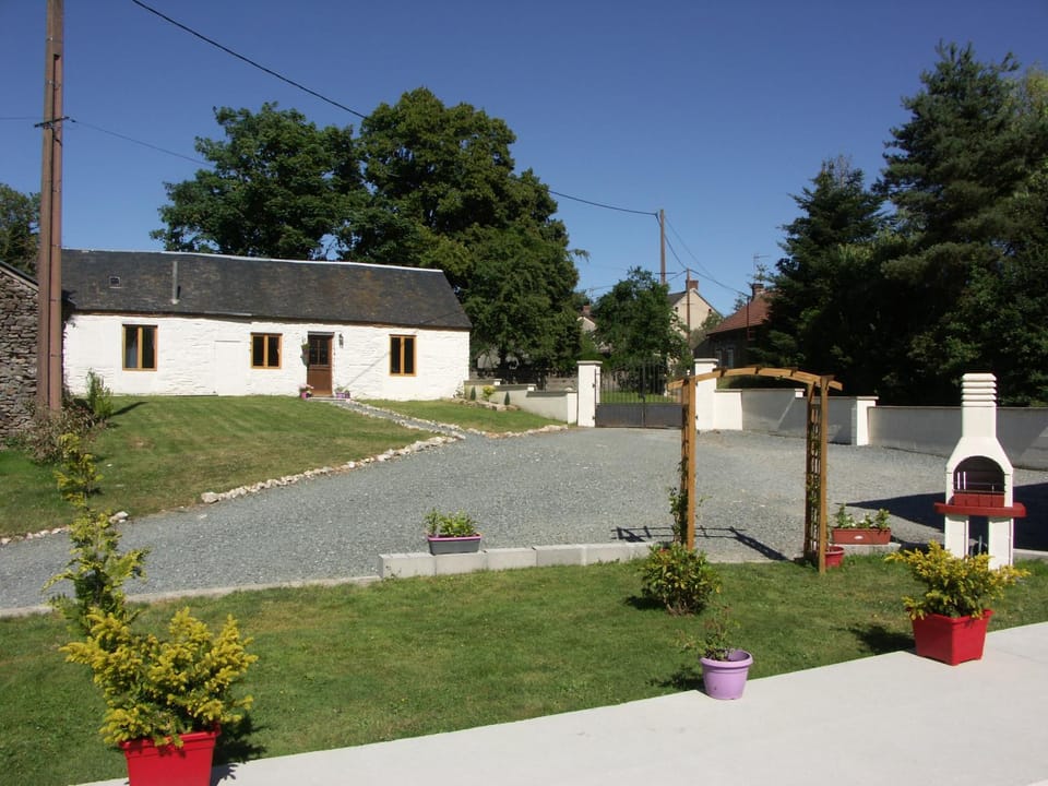 Chalet de Rose House in Nouvelle-Aquitaine
