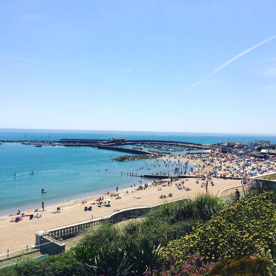Clovelly Guest House Bed and Breakfast in Lyme Regis