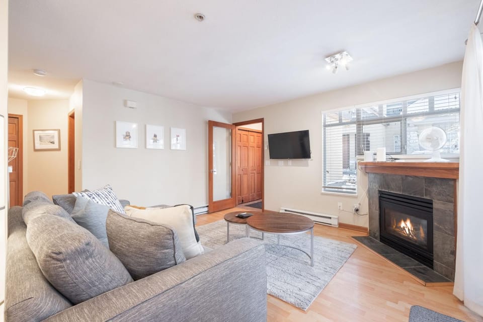 Living room, Seating area, flat iron