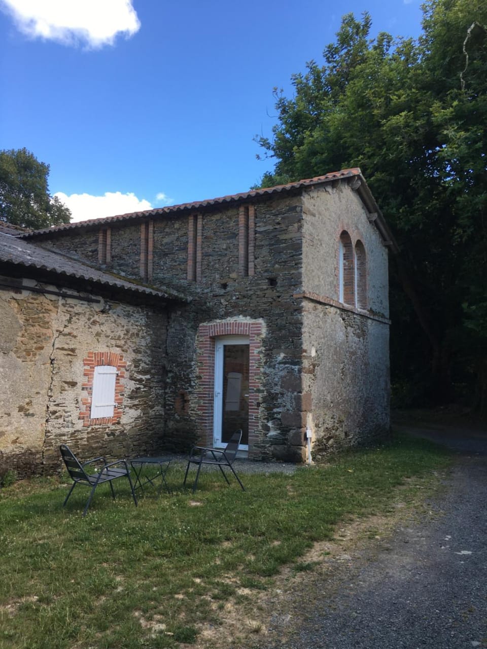 Cabanes et Studios à la Bernardiere Bed and Breakfast in Pays de la Loire