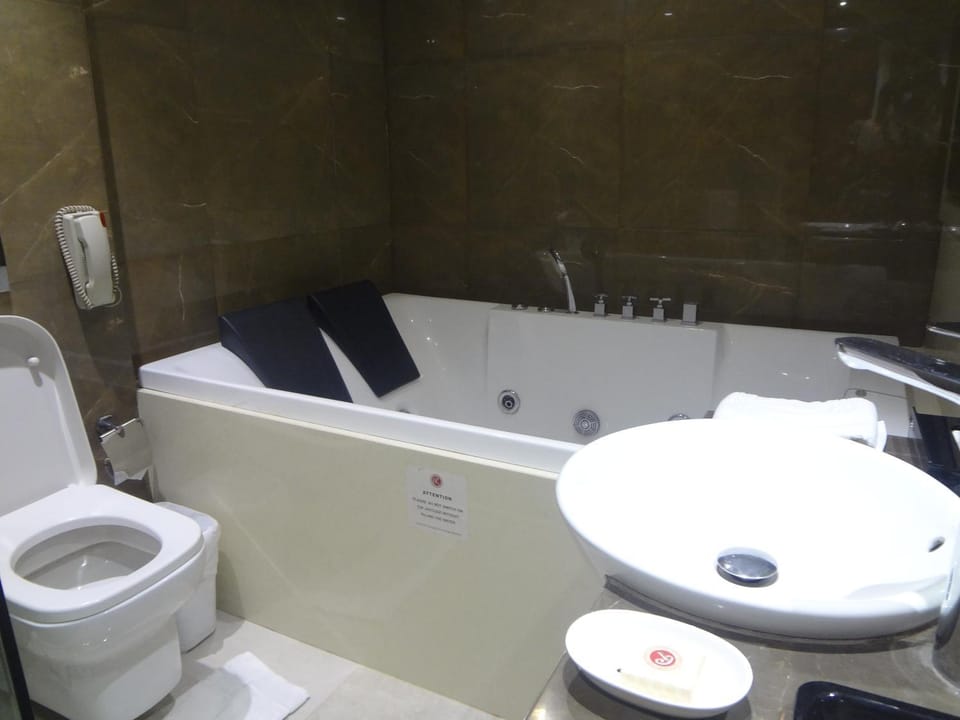 Toilet, Bathroom