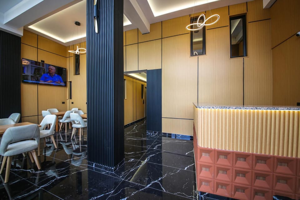 Lobby or reception, Lounge or bar
