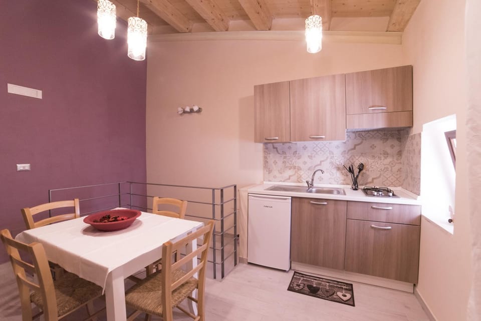 Balcony/Terrace, Dining area, Communal kitchen