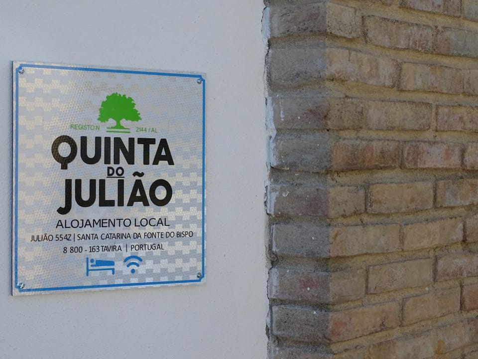 Facade/entrance, Property logo or sign