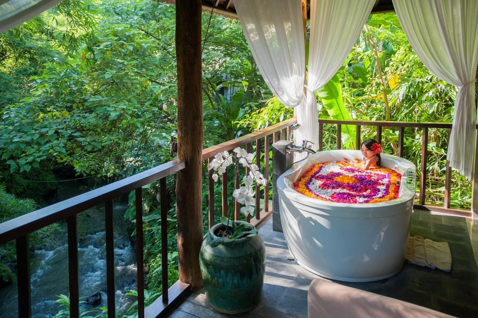 View (from property/room), Balcony/Terrace, Spa and wellness centre/facilities