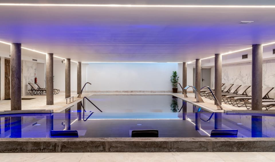 Spa and wellness centre/facilities, Swimming pool