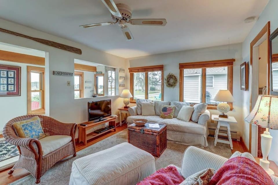 A Slice of Heaven in Falmouth House in Falmouth