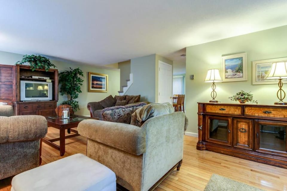 Island Sanctuary House in Tisbury