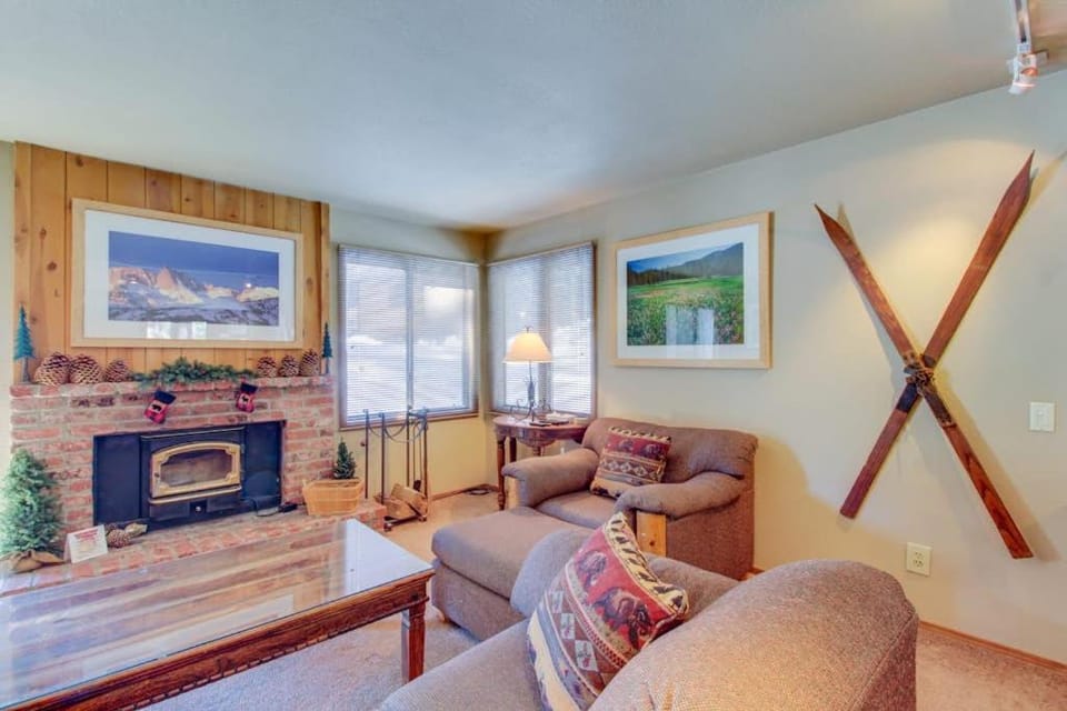 Wildflower 55 Apartment in Mammoth Lakes