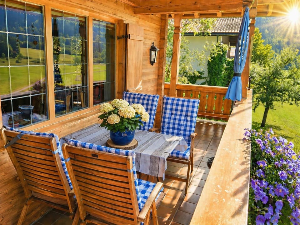 View (from property/room), Balcony/Terrace, Seating area, Dining area, Garden view, Mountain view