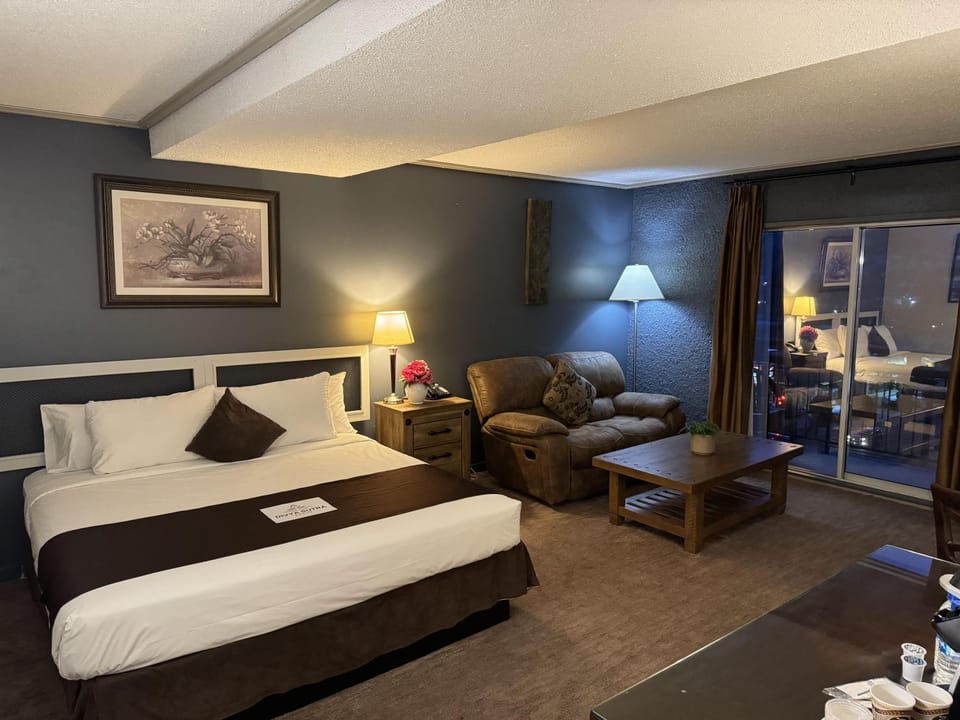 Bed, Photo of the whole room, Bedroom, hair dresser
