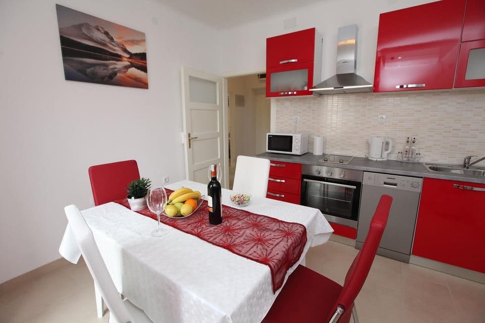 Garden, Balcony/Terrace, Kitchen or kitchenette, Dining area