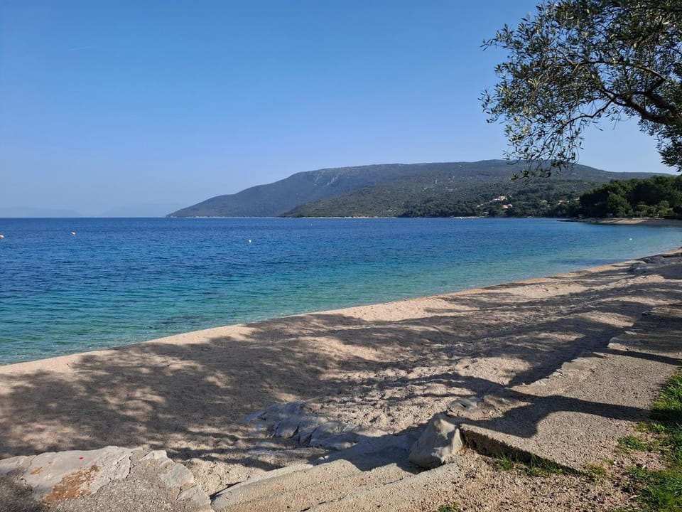 Gavza Sky View Apartment Apartment in Cres