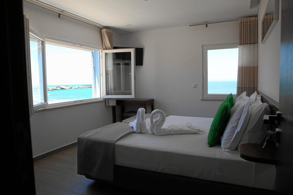 Bedroom, Sea view
