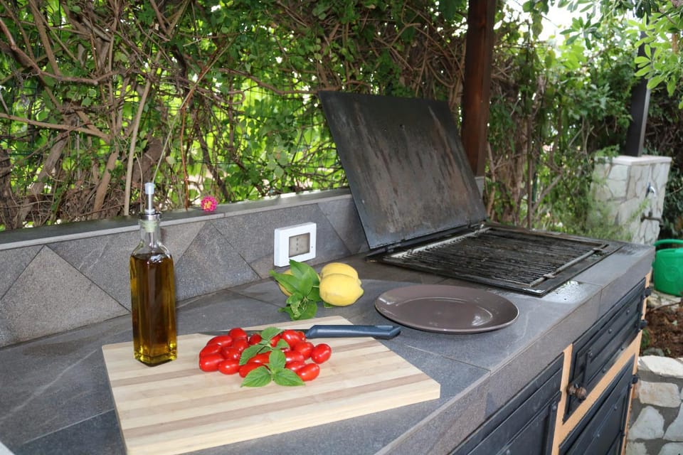 BBQ facilities, Garden