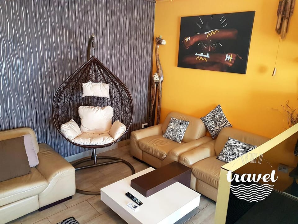 Yvo Lioness & Mamaia Nord Apartment in Constanța County
