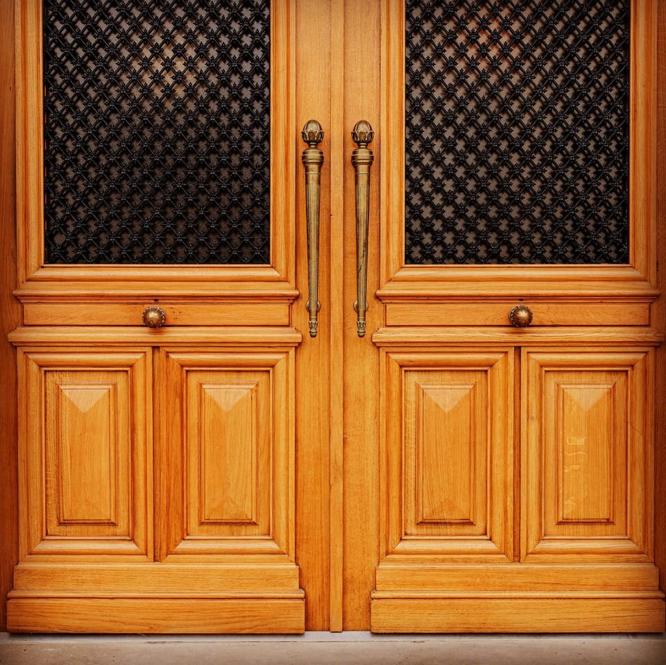 Property building, Facade/entrance