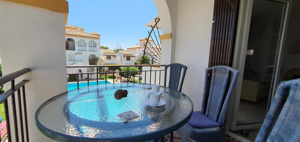 Balcony/Terrace, Pool view