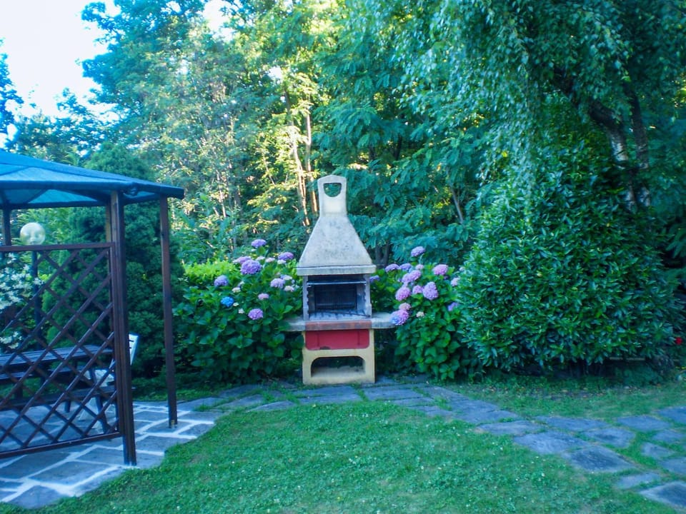 BBQ facilities, Garden