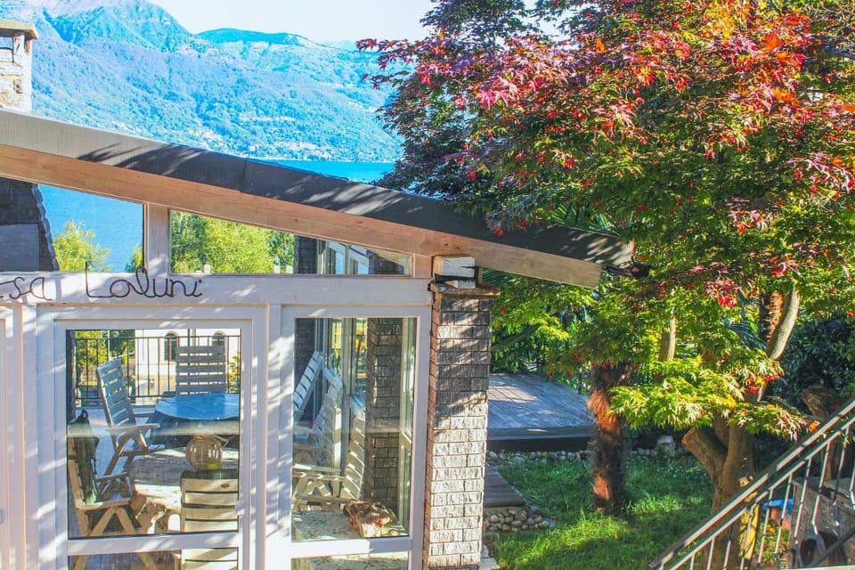 Balcony/Terrace, Lake view, Mountain view