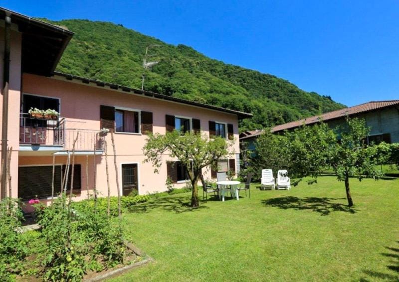 Property building, Garden, Garden view, Mountain view