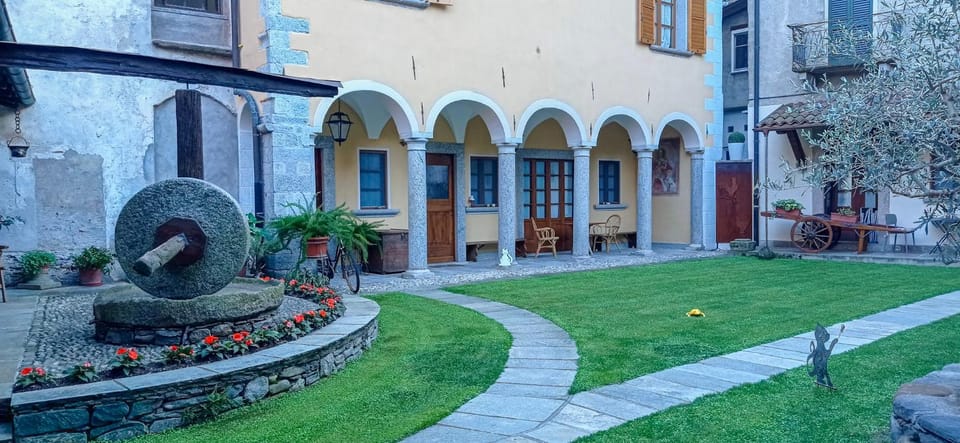 Facade/entrance, Garden, Garden view