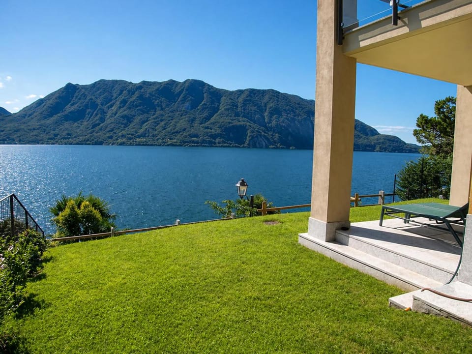 Garden, Garden view, Lake view, Mountain view