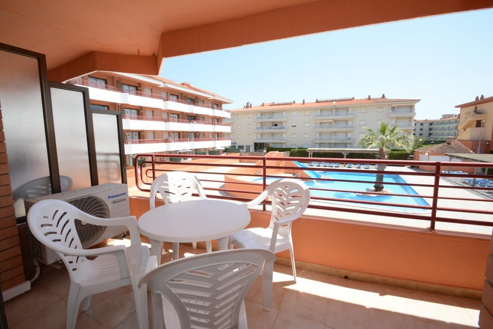 Balcony/Terrace, Pool view