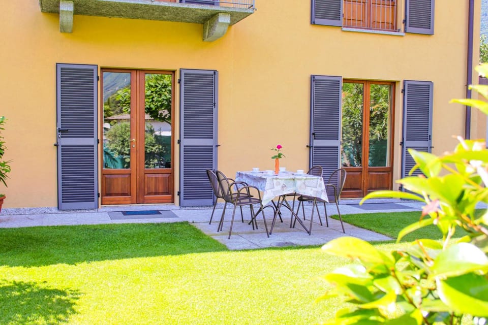 Garden, Balcony/Terrace