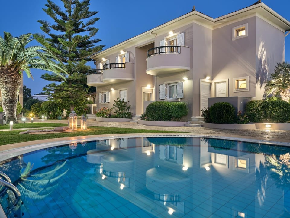 Property building, Swimming pool