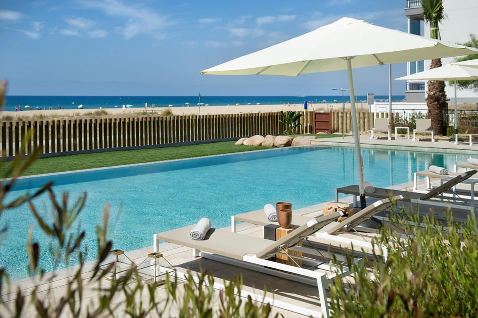 Beach, Pool view, Swimming pool
