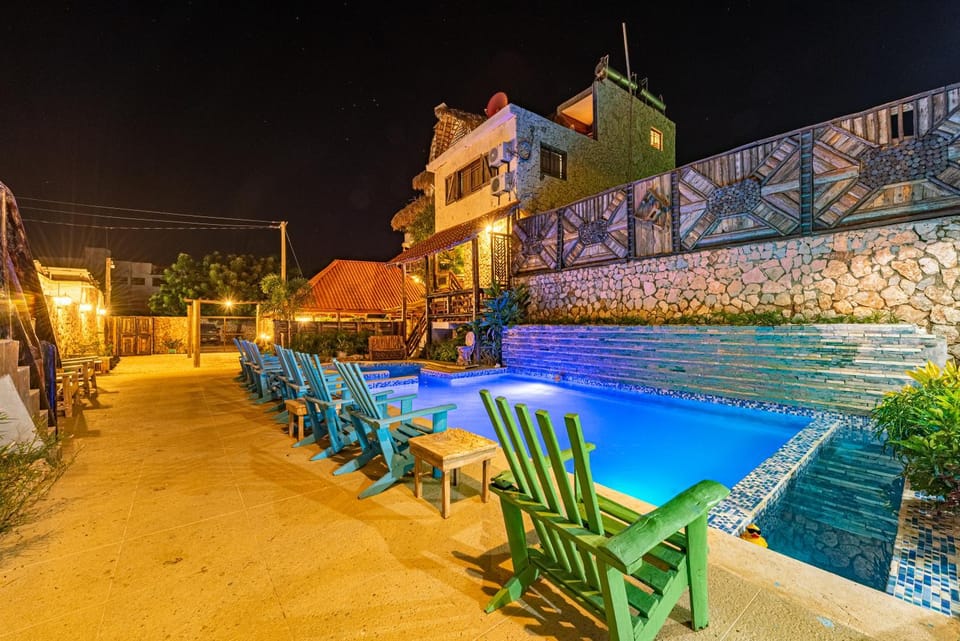 Swimming pool