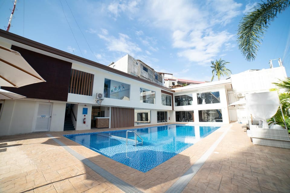 Property building, Swimming pool