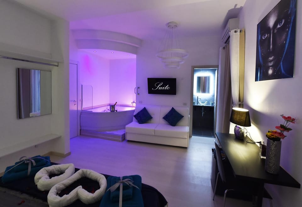 Bathroom, Bedroom