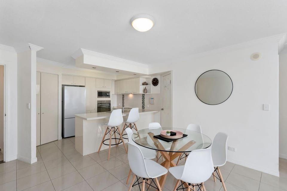 Phoenician Resort Broadbeach - Hosted by Gold Coast Luxury Resorts Apartment in Gold Coast