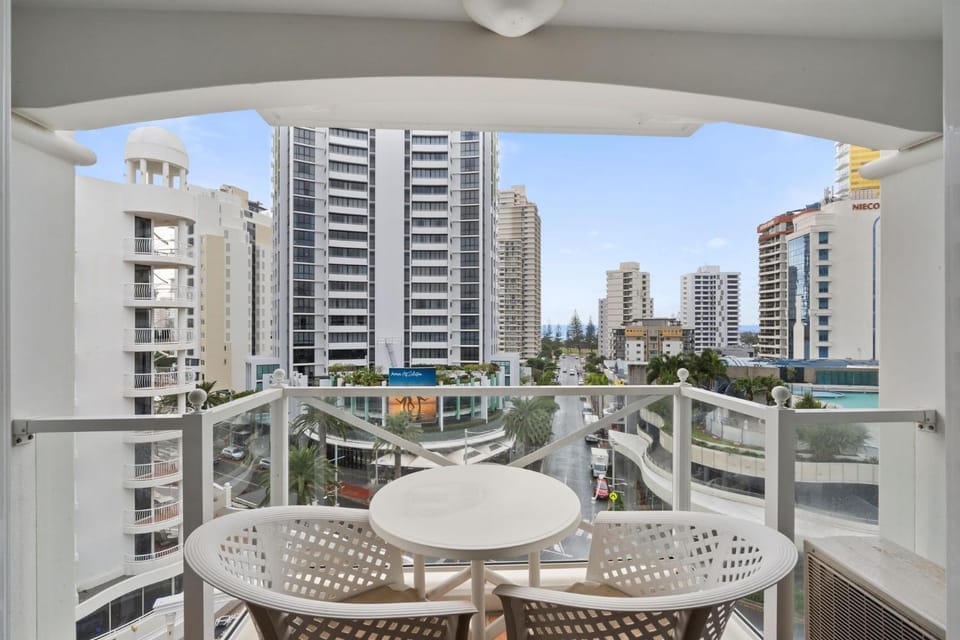 Phoenician Resort Broadbeach - Hosted by Gold Coast Luxury Resorts Apartment in Gold Coast