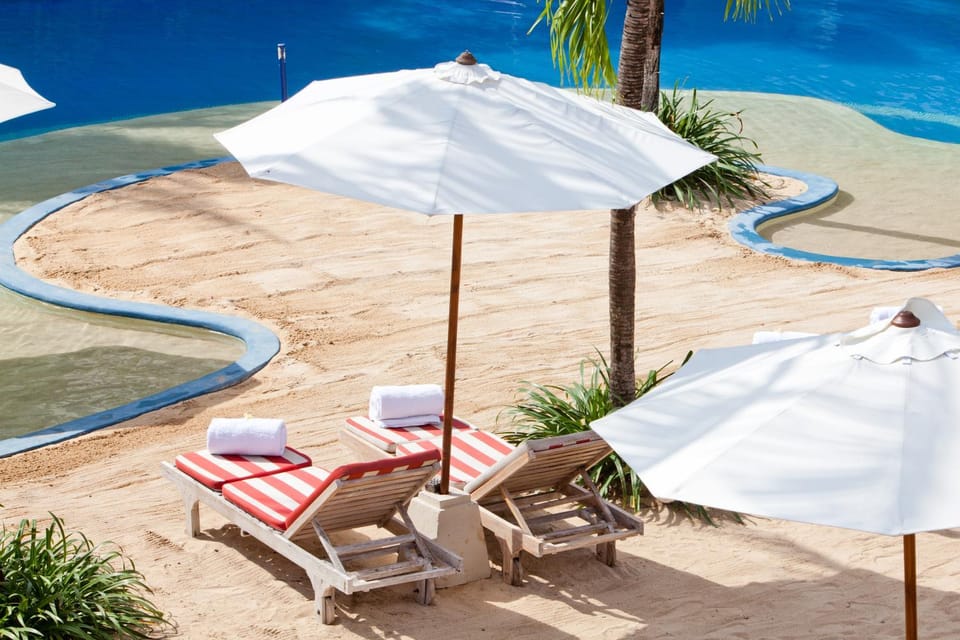 Pool view, Swimming pool, Swimming pool