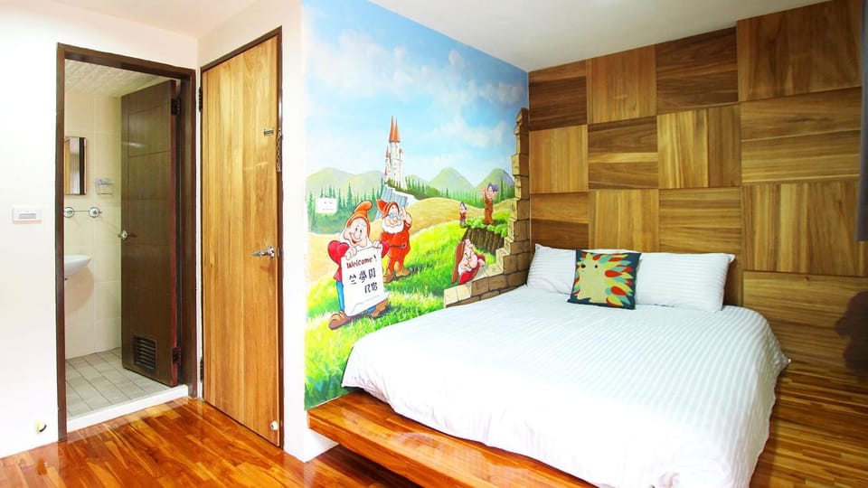 Photo of the whole room