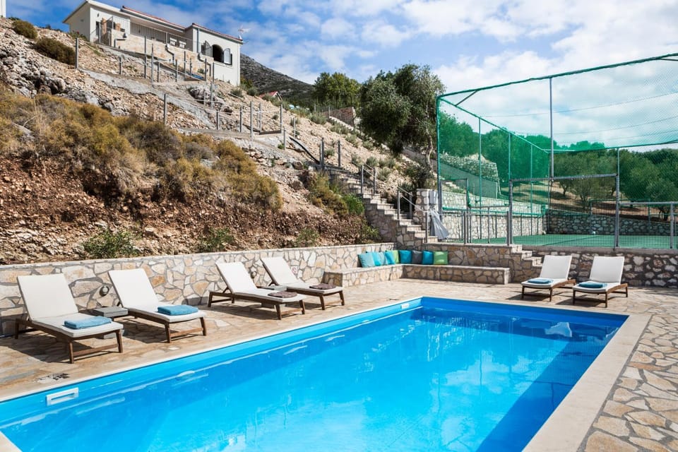 Swimming pool, Swimming pool