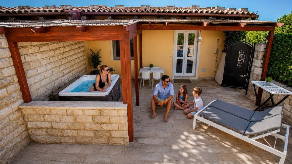 Patio, Hot Tub, sunbed