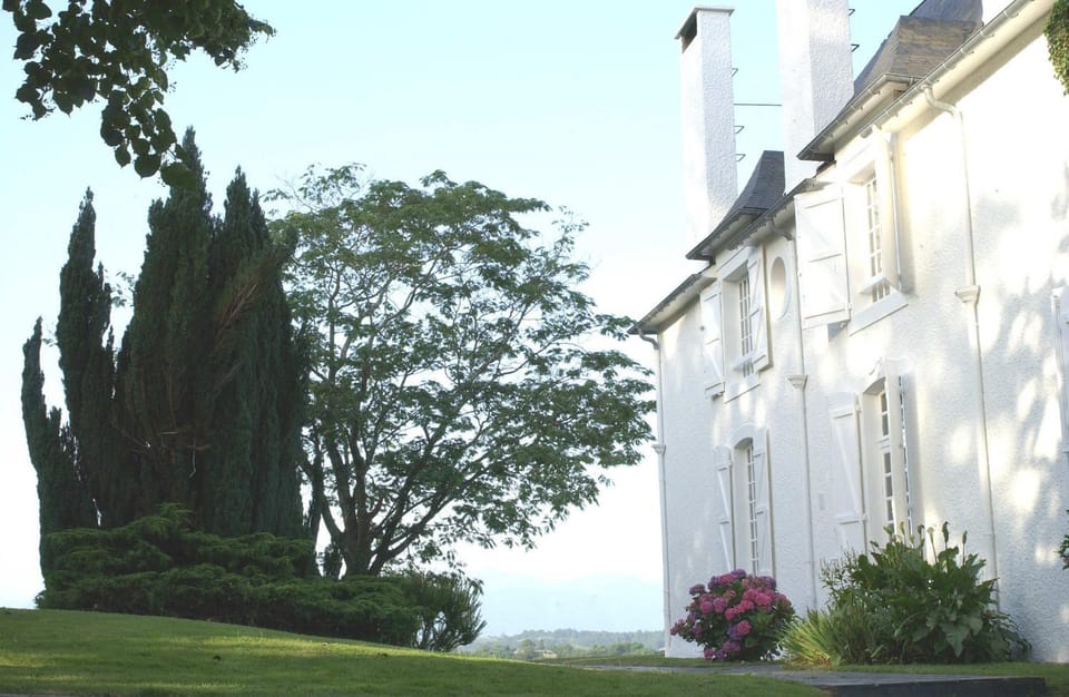 Property building, Natural landscape, Garden view, Mountain view