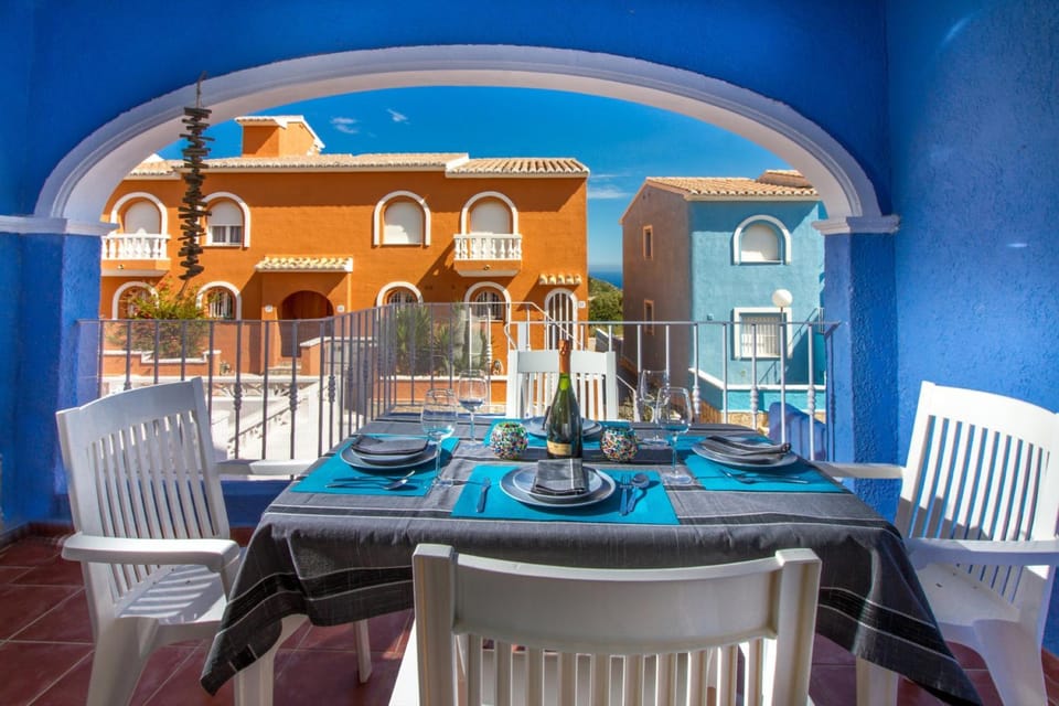 Balcony/Terrace, Sea view, Street view