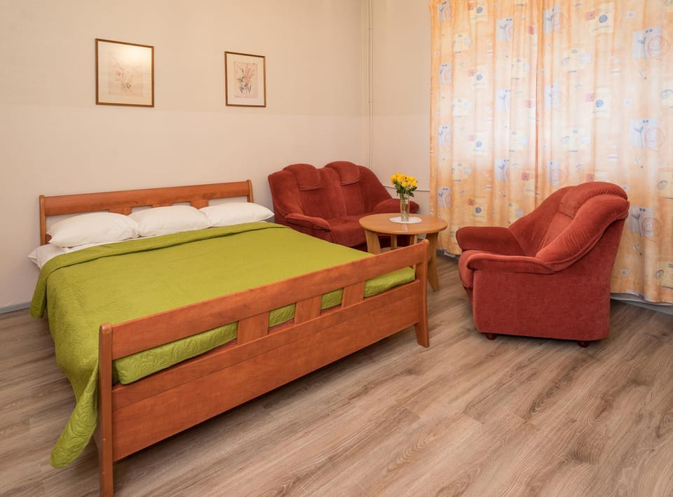 Bed, Photo of the whole room