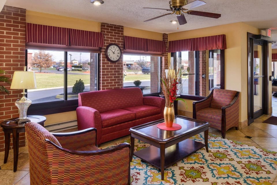Lobby or reception, On site