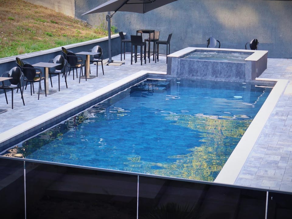 Kuća za odmor Đogić - bazen & jacuzzi Villa in Federation of Bosnia and Herzegovina