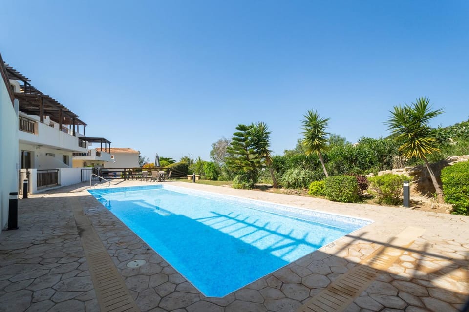 Day, Summer, Garden, Seating area, Sea view, Swimming pool